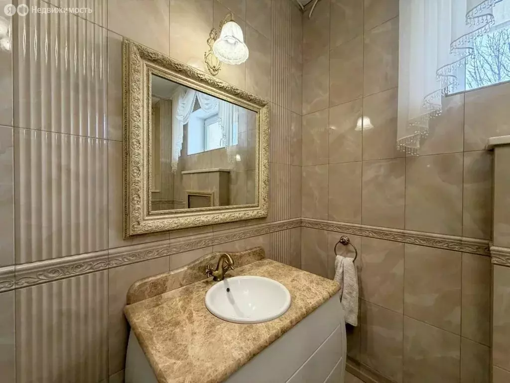 Дом в Оренбург, микрорайон Ростоши, Целинная улица, 33 (408.5 м) - Фото 1