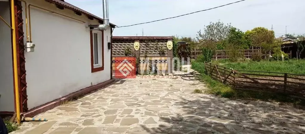 Дом в Крым, Бахчисарайский район, с. Угловое ул. Приморская, 34 (47 м) - Фото 2