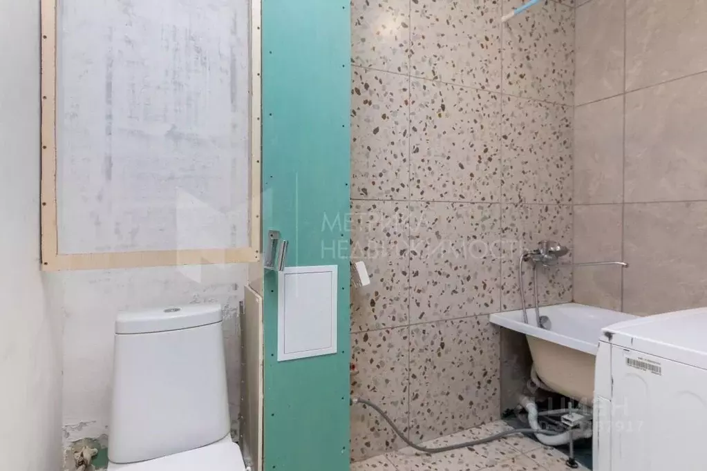 1-к кв. Тюменская область, Тюмень ул. Елизарова, 8 (35.0 м) - Фото 1