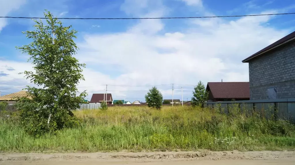 Участок в Тюменская область, Тюменский район, д. Якуши ул. Майская ... - Фото 0