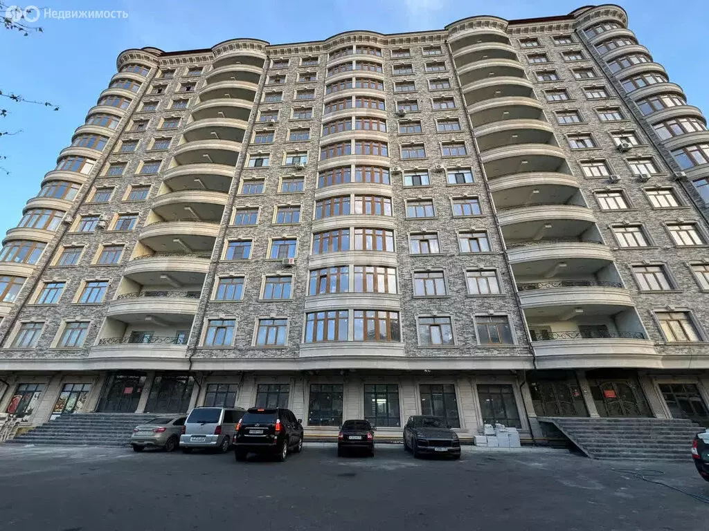 2-комнатная квартира: Махачкала, улица Арухова, 7 (75 м) - Фото 1