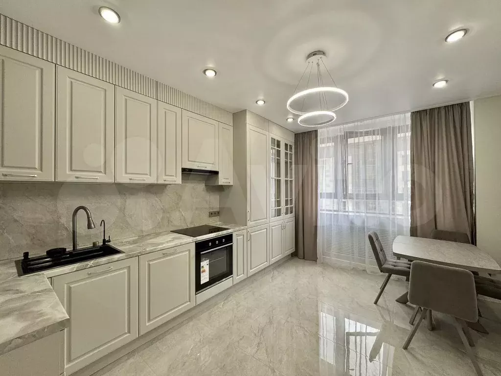 2-к. квартира, 70 м, 5/24 эт. - Фото 0