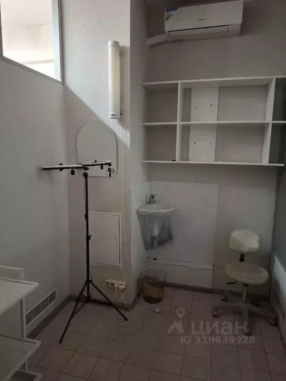 Помещение свободного назначения в Москва ул. Академика Пилюгина, 14К2 ... - Фото 1
