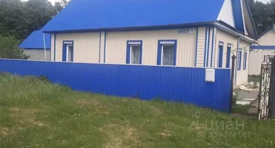 Дом в Башкортостан, Благоварский район, Ямакаевский сельсовет, д. ... - Фото 1