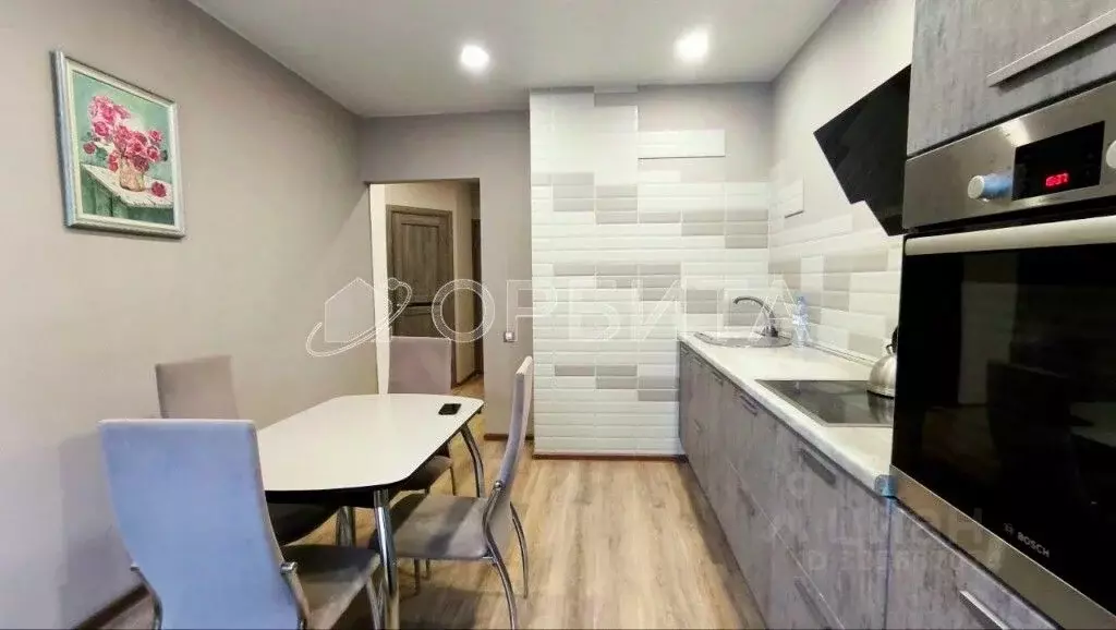 3-к кв. Тюменская область, Тюмень ул. Николая Ростовцева, 25 (78.8 м) - Фото 2