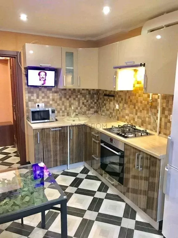 1-к. квартира, 38 м, 9/12 эт. - Фото 0