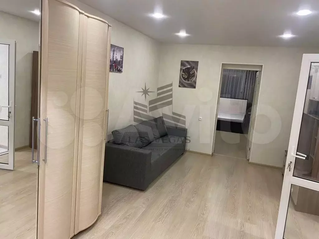 2-к. квартира, 54 м, 1/3 эт. - Фото 0
