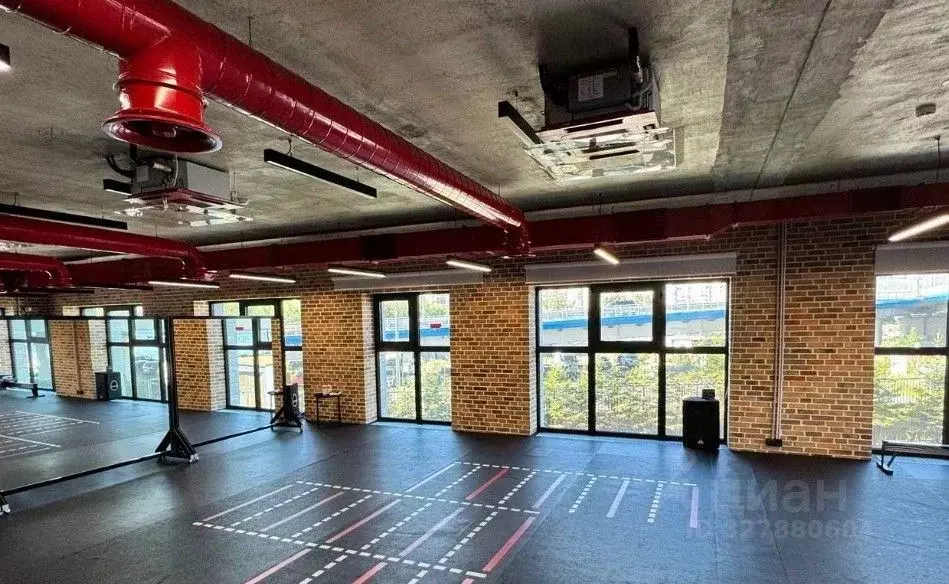 Помещение свободного назначения в Санкт-Петербург наб. Макарова, 60 ... - Фото 1