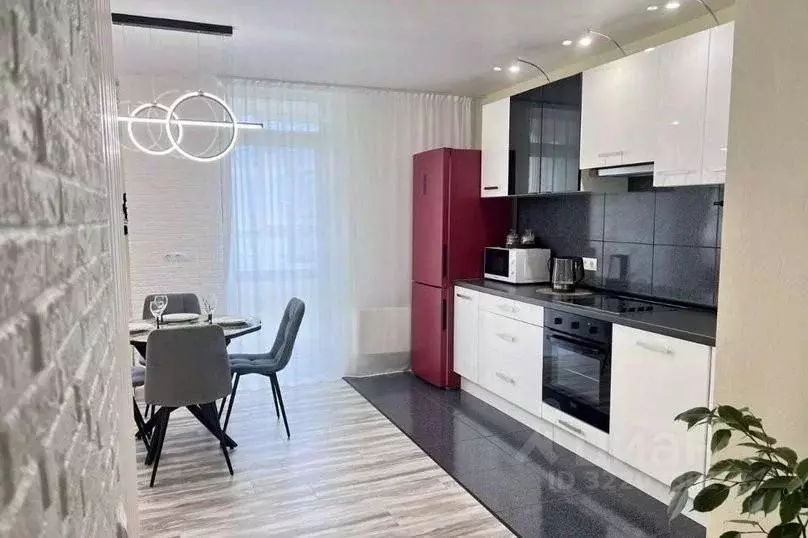 1-к кв. Свердловская область, Екатеринбург ул. Щорса, 103 (45.0 м) - Фото 2