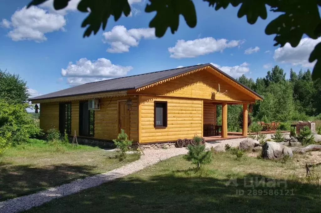 Дом в Псковская область, Пушкиногорье городское поселение, д. Шаробыки ... - Фото 1