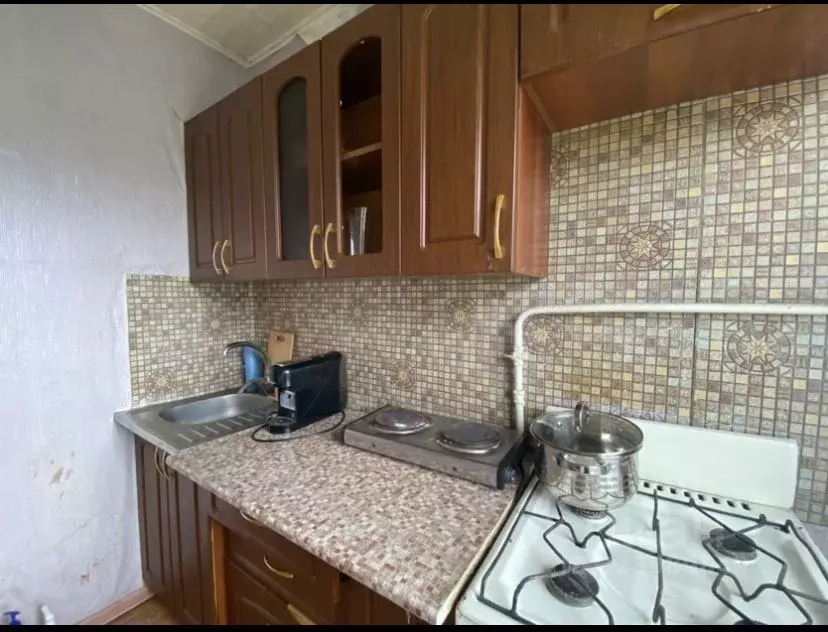 1-к кв. Хакасия, Абакан ул. Кати Перекрещенко, 12 (30.0 м) - Фото 1