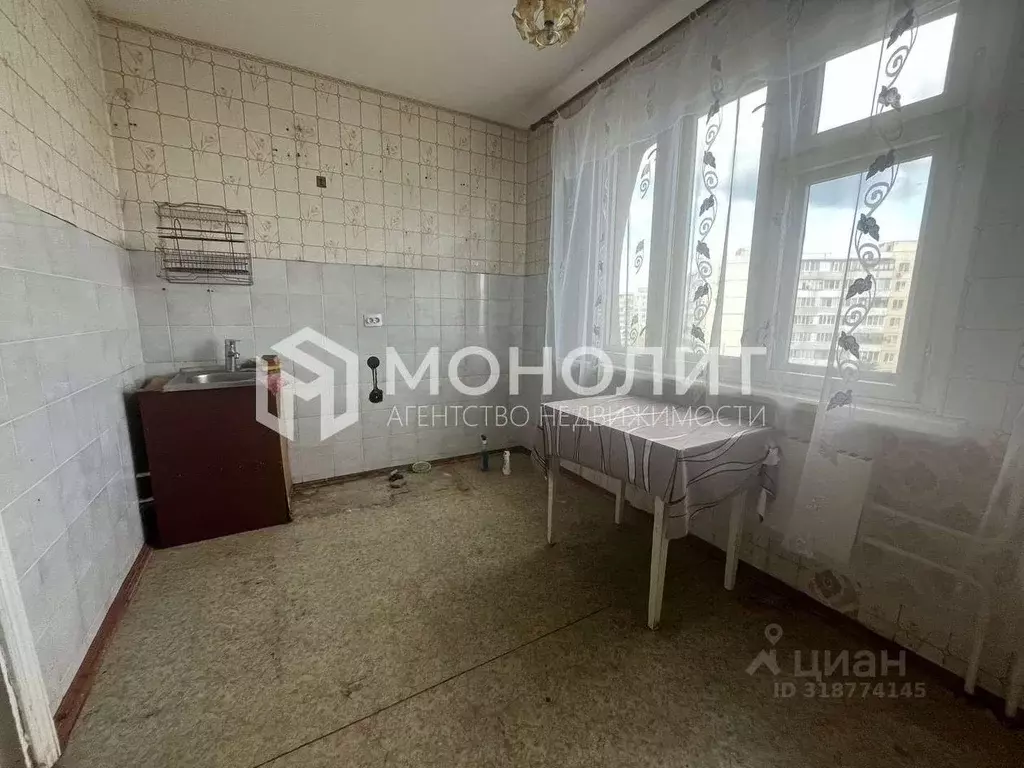 2-к кв. Белгородская область, Старый Оскол Северный мкр, 5 (53.0 м) - Фото 0