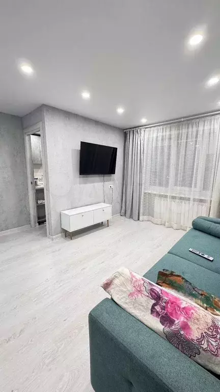 1-к. квартира, 32 м, 5/5 эт. - Фото 1