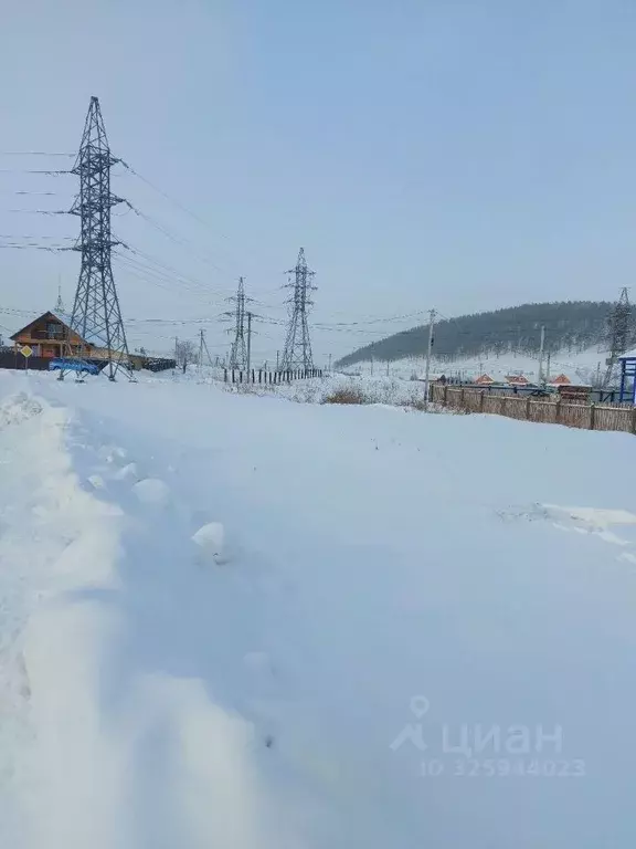 Участок в Иркутская область, Иркутский муниципальный округ, д. Карлук ... - Фото 1