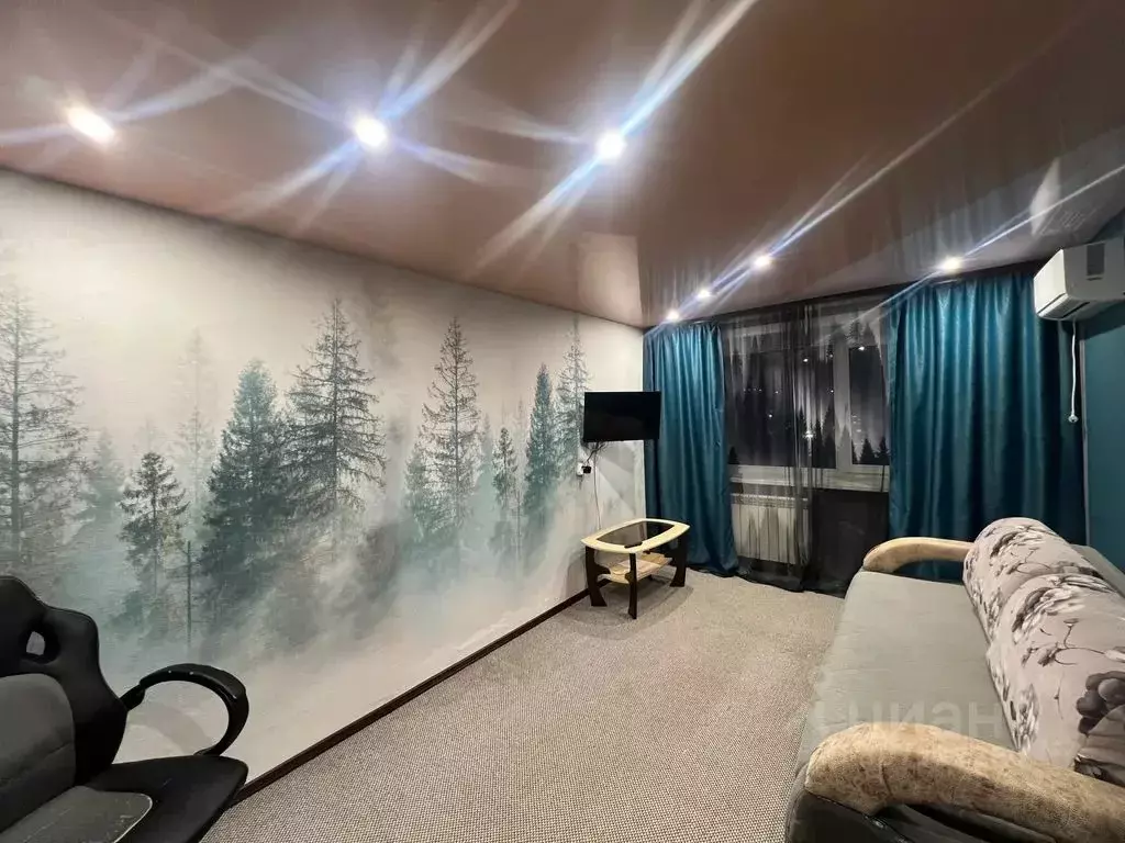 2-к кв. Еврейская автономная область, Облучье ул. Денисова, 32 (38.0 ... - Фото 1