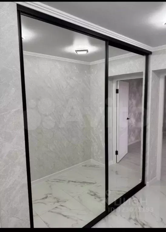 2-к кв. Саратовская область, Саратов просп. Энтузиастов, 2 (57.3 м) - Фото 1