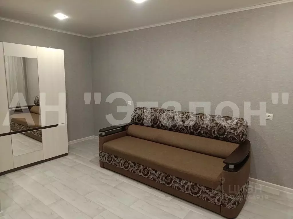 1-к кв. Тюменская область, Заводоуковск Глазуновская ул., 5 (35.0 м) - Фото 2