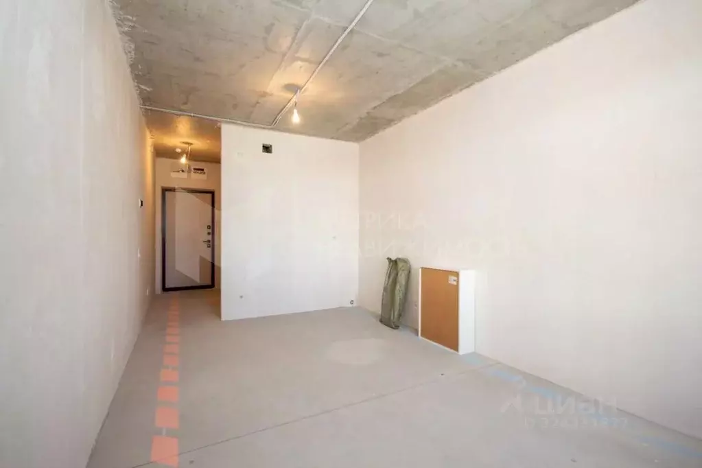 Студия Тюменская область, Тюмень Харьковская ул., 76 (22.0 м) - Фото 1