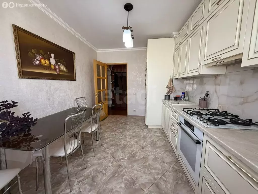 3-комнатная квартира: посёлок Спутник, 47 (75 м) - Фото 2