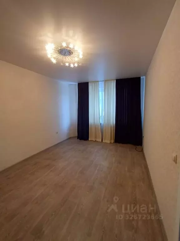 4-к кв. Псковская область, Псков Западная ул., 8 (80.8 м) - Фото 1