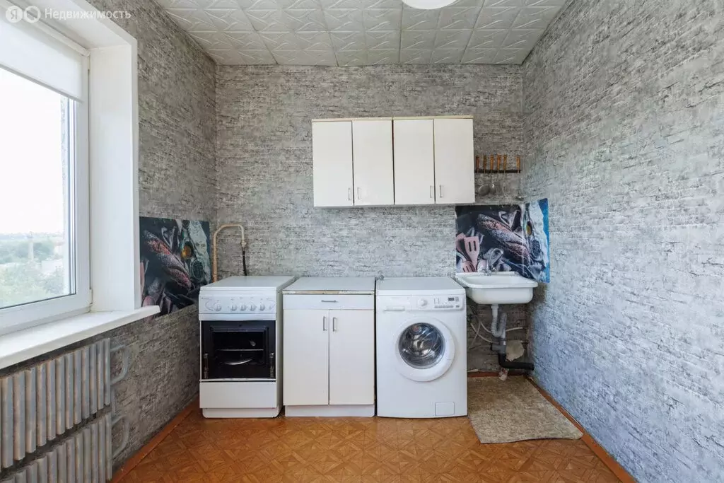 1-комнатная квартира: Брянск, улица 3-го Интернационала, 14 (37.9 м) - Фото 1