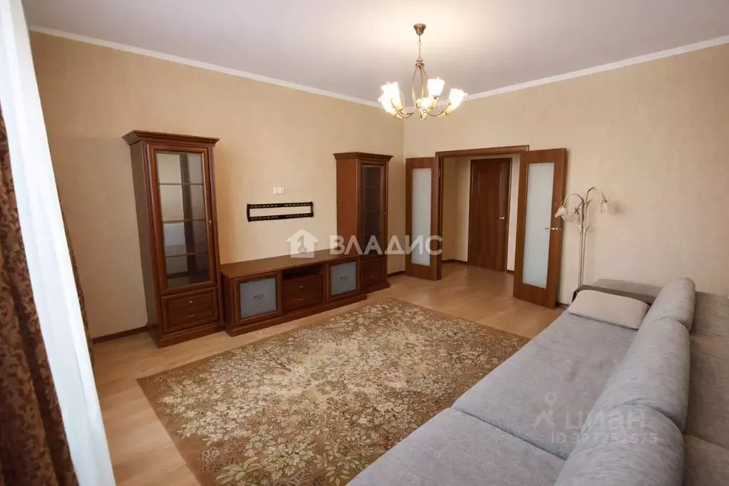 3-к кв. Белгородская область, Белгород ул. Конева, 17 (90.9 м) - Фото 1