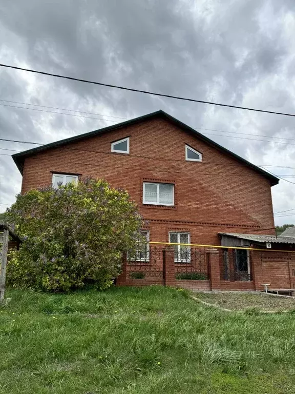 Дом в Самарская область, Жигулевск Майская ул., 62 (200 м) - Фото 1