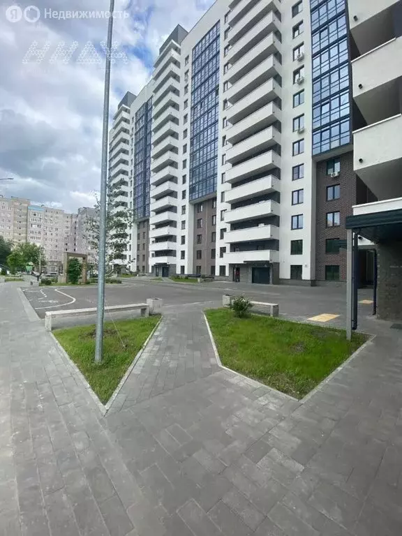 1-комнатная квартира: Нижний Новгород, улица Александра Хохлова, 7 ... - Фото 1