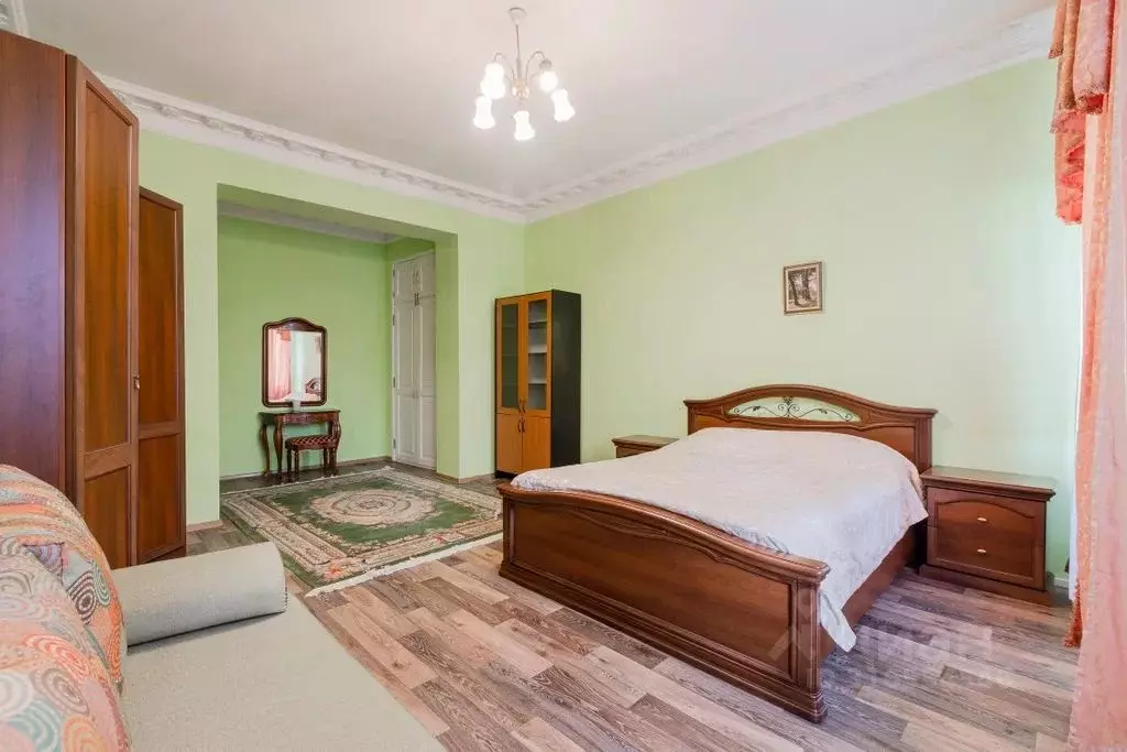 3-к кв. Санкт-Петербург Вознесенский просп., 3-5 (180.0 м) - Фото 0