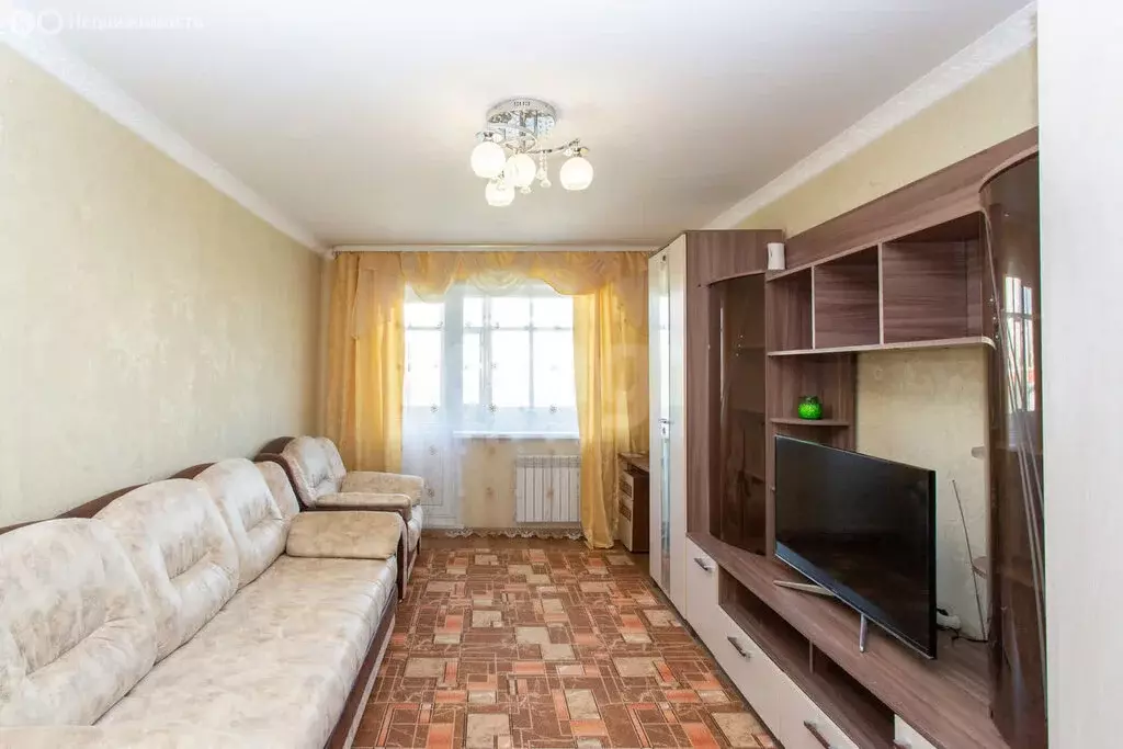 2-комнатная квартира: Тобольск, улица Знаменского, 16 (43.8 м) - Фото 0
