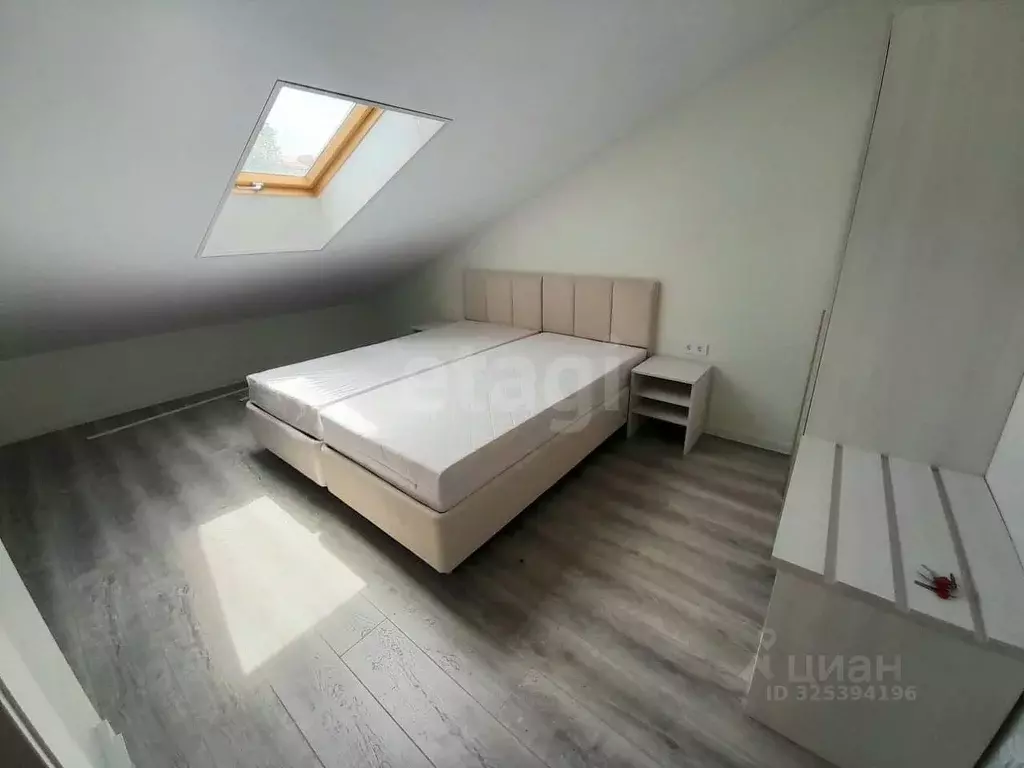 Дом в Севастополь ул. Ефремова, 17Б (300 м) - Фото 1