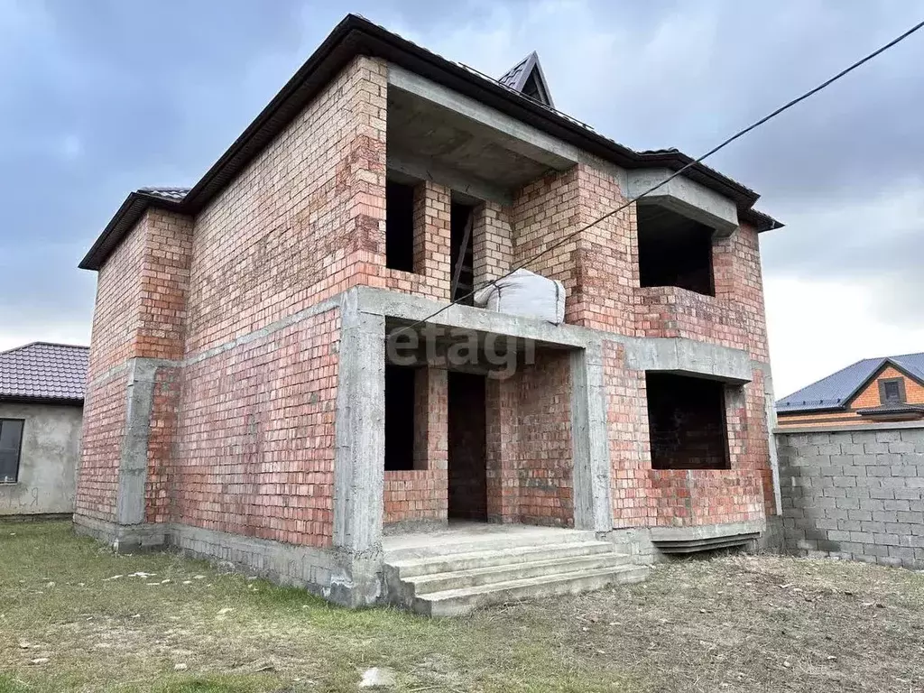 Дом в Дагестан, Махачкала ул. Крылатая (200 м) - Фото 0