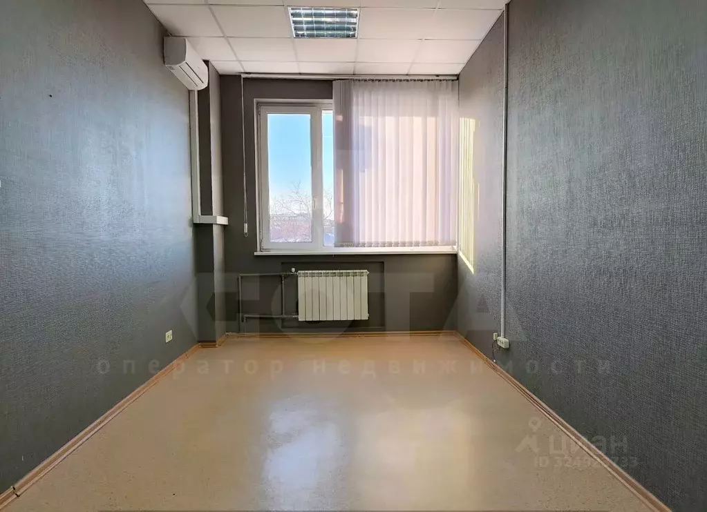 Офис в Омская область, Омск ул. Декабристов, 45 (18 м) - Фото 1