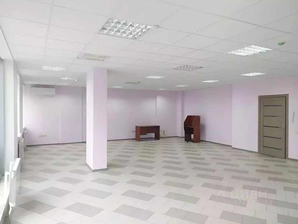 Офис в Саратовская область, Саратов Московская ул., 117Б (90 м) - Фото 1