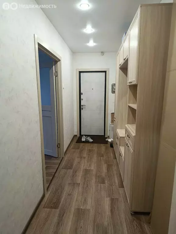 2-комнатная квартира: Челябинск, улица Косарева, 63 (57 м) - Фото 0