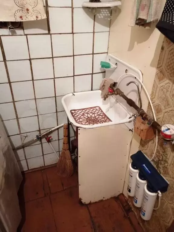 3-к. квартира, 60 м, 1/1 эт. - Фото 1