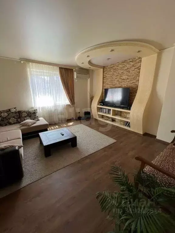 2-к кв. Ростовская область, Батайск ул. Северная Звезда, 8 (65.8 м) - Фото 0