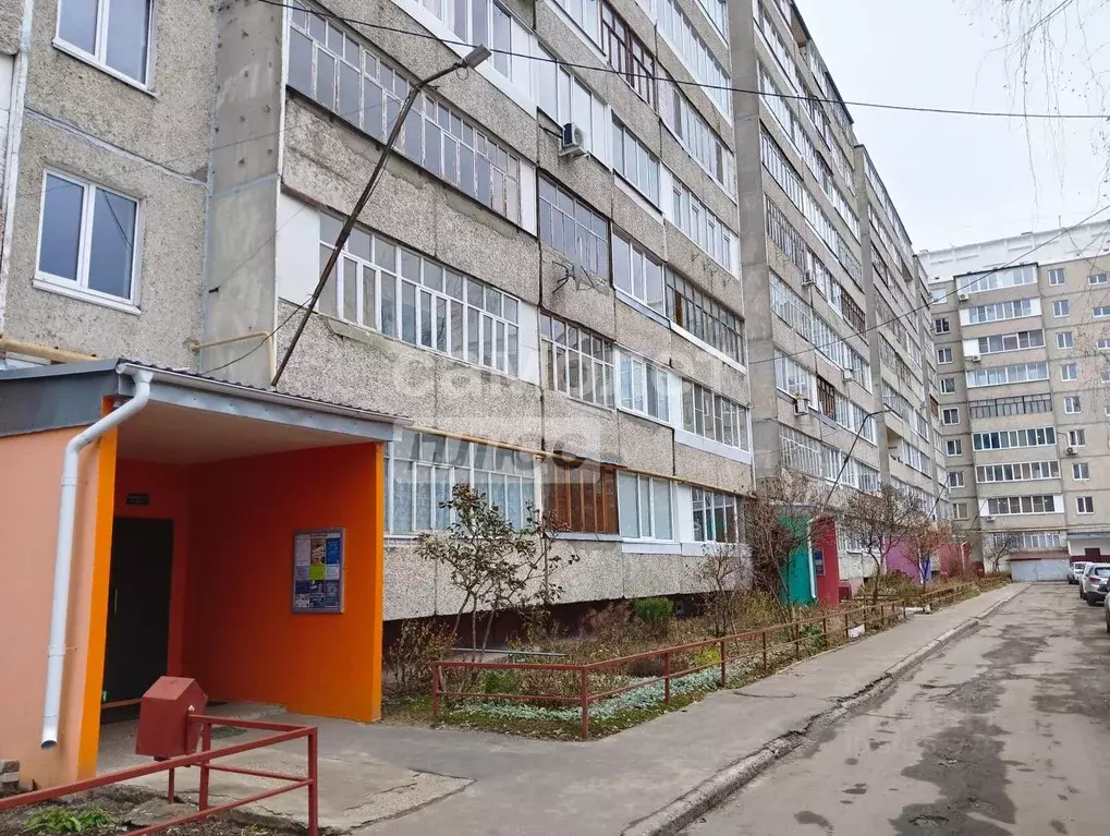 1-к кв. Марий Эл, Йошкар-Ола ул. Петрова, 12 (39.0 м) - Фото 0