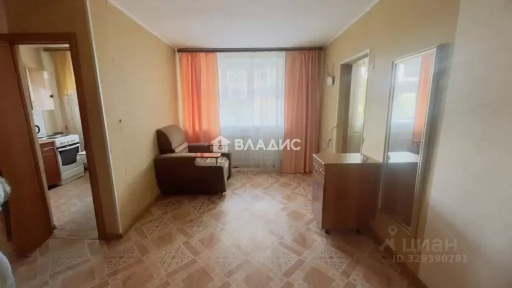 2-к кв. Бурятия, Улан-Удэ Октябрьская ул., 12 (43.0 м) - Фото 1
