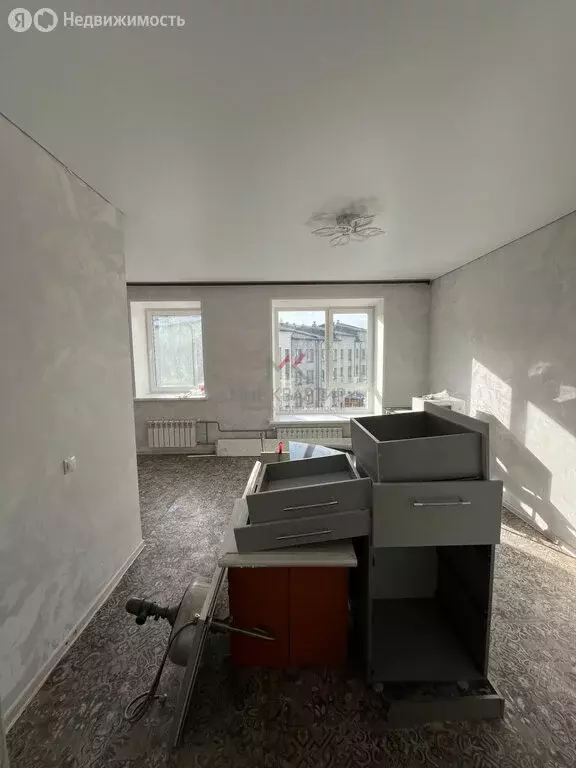 1-комнатная квартира: Абакан, микрорайон Нижняя Согра, улица ... - Фото 2