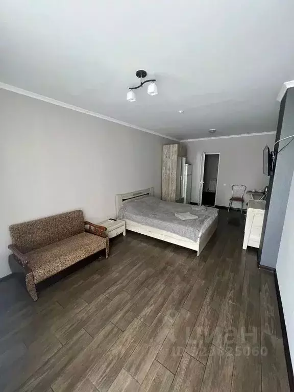 Комната Крым, Алушта ул. Комсомольская, 11 - Фото 1