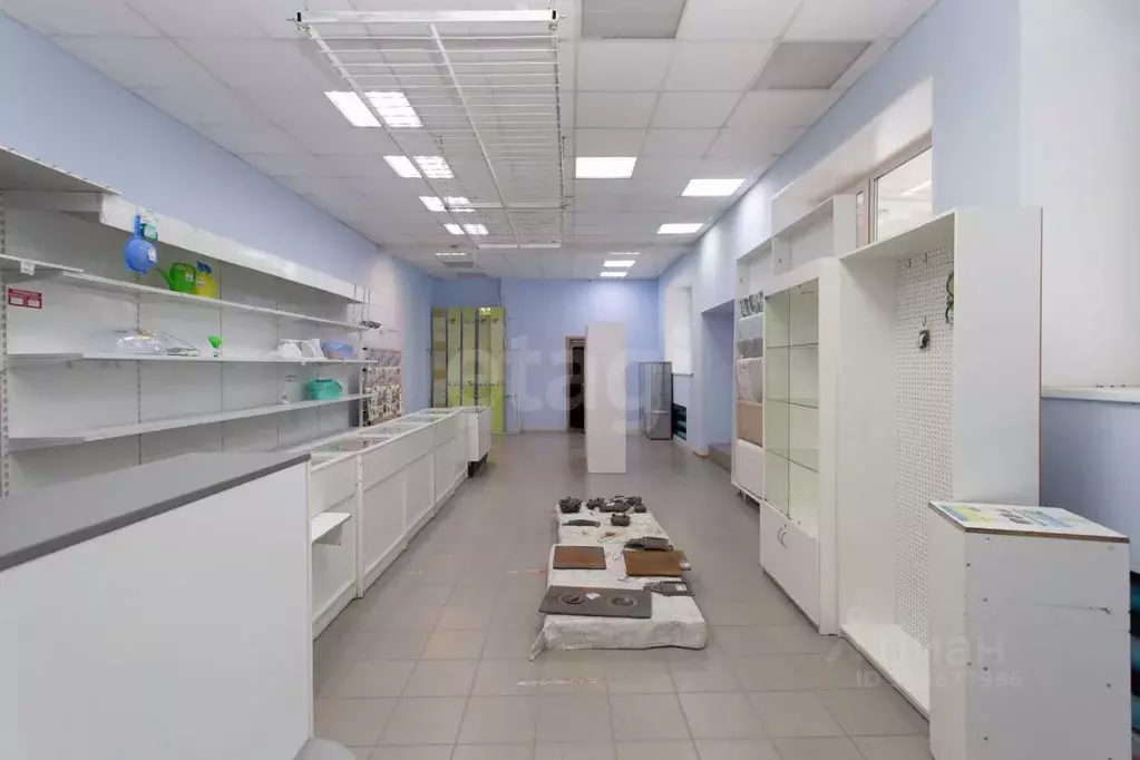 Склад в Тюменская область, Тобольск ул. Ленина, 173А (420 м) - Фото 1