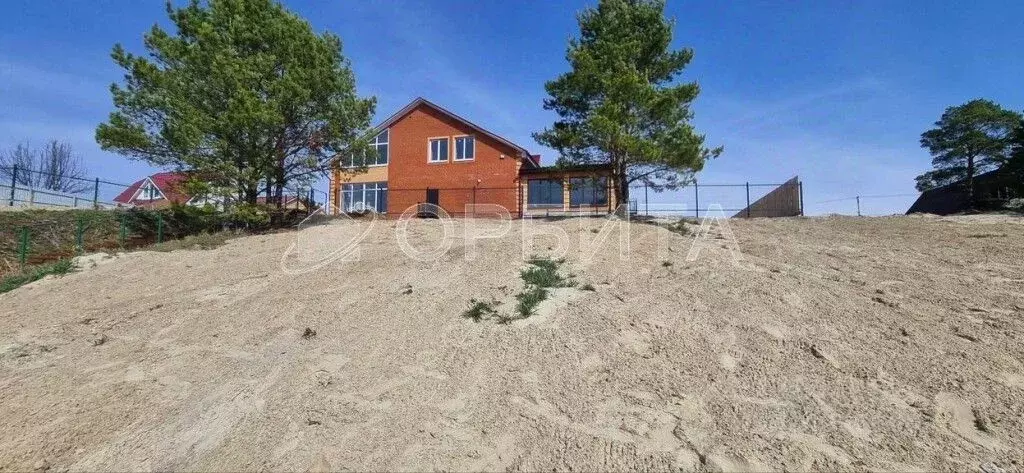 Дом в Тюменская область, Тюменский муниципальный округ, д. Малиновка  ... - Фото 1