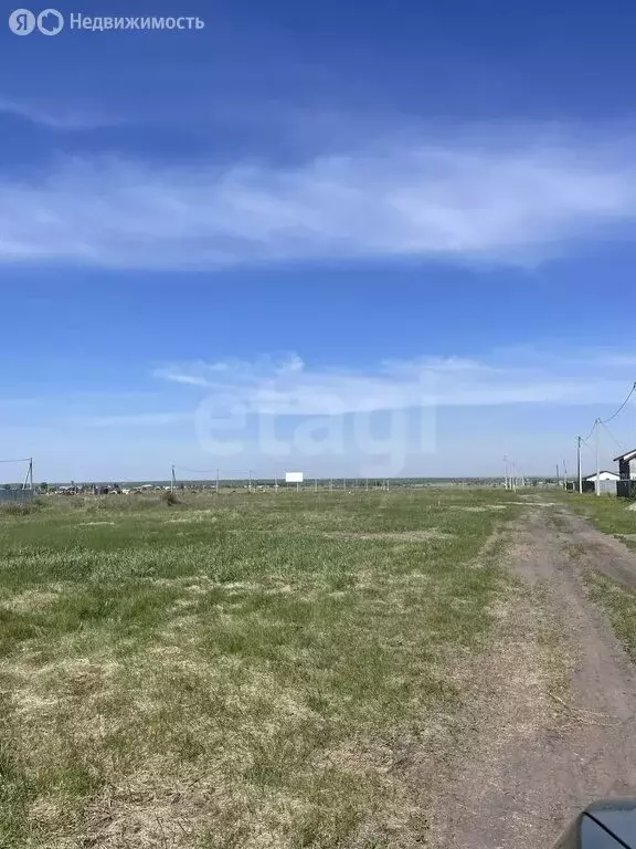 Участок в муниципальный округ Омский район, село Надеждино (1012 м) - Фото 1
