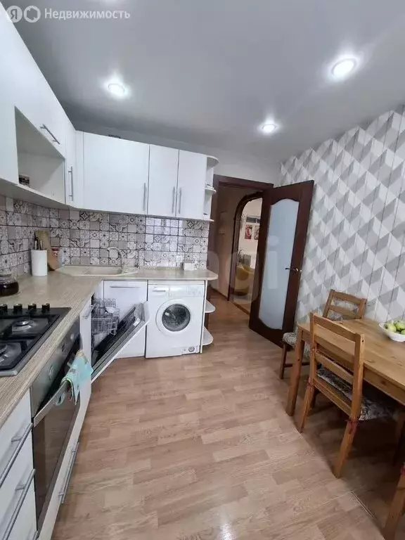 3-комнатная квартира: Пермь, шоссе Космонавтов, 129 (62 м) - Фото 2