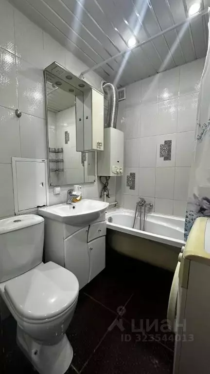 3-к кв. Волгоградская область, Волгоград ул. Землянского, 7 (63.0 м) - Фото 1