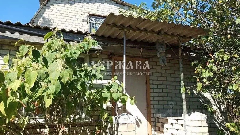 Дом в Белгородская область, Старооскольский городской округ, с. ... - Фото 1