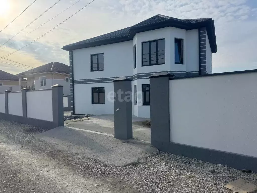 Дом в Краснодарский край, Новороссийск городской округ, с. Мысхако ул. ... - Фото 1