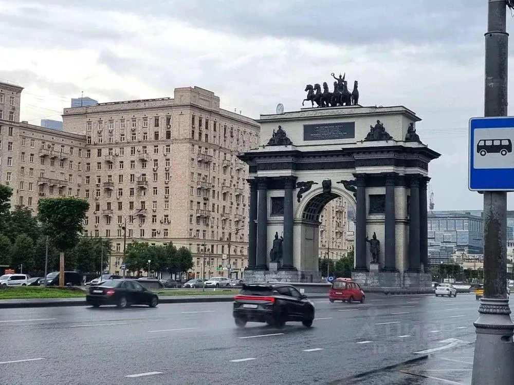 2-к кв. Москва пл. Победы, 2К1 (55.0 м) - Фото 1