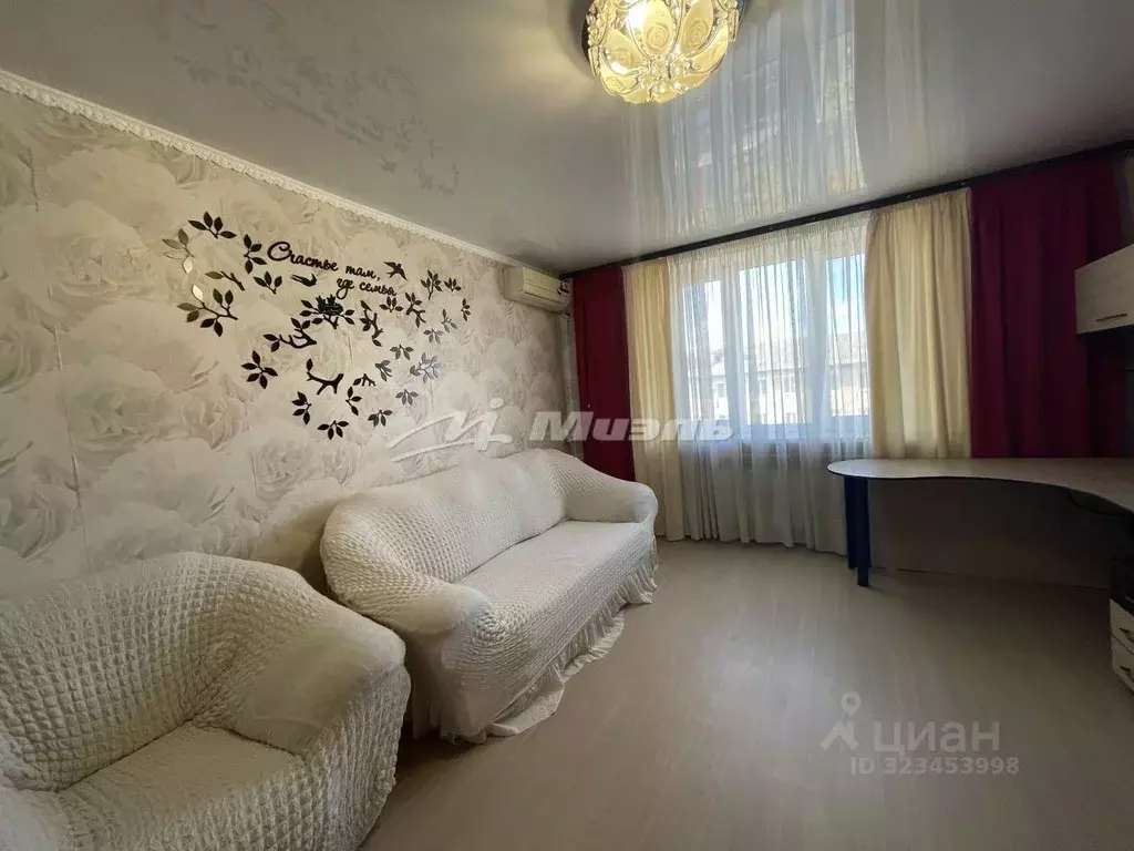 2-к кв. Крым, Симферополь просп. Кирова, 7 (56.0 м) - Фото 2